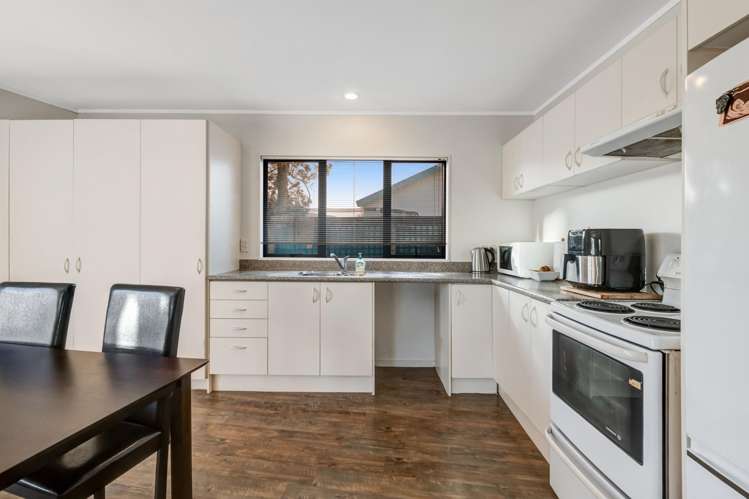 2/100 Brightside Road Stanmore Bay_7