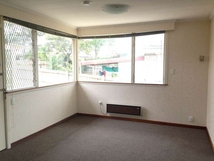 1/45 Lancaster Road Beach Haven_8