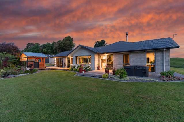 Complete Country Package - And Then Some!