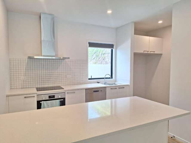 3 bedroom townhouse in Mount Wellington