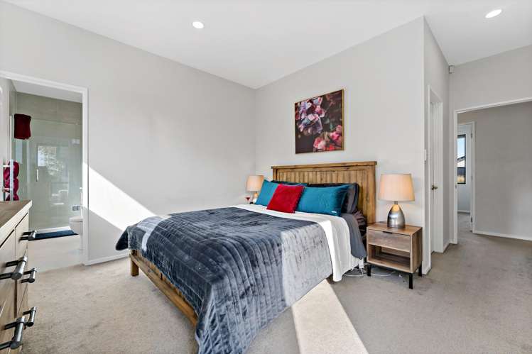 244 Victoria Street West Pukekohe_16