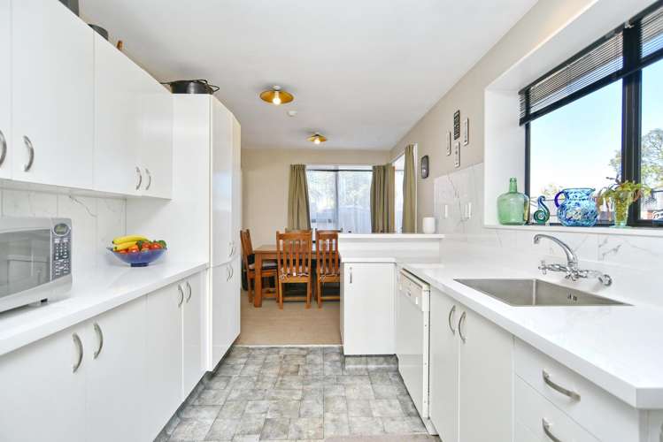 7 Heriott Close_2