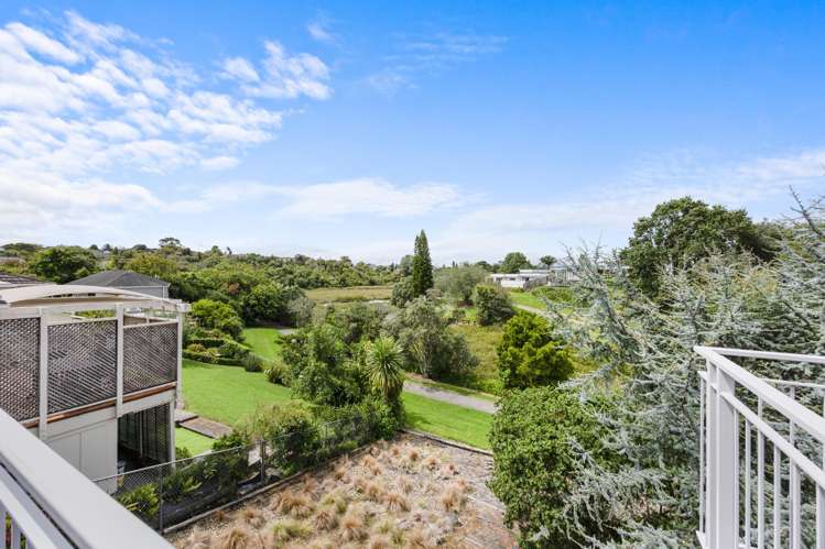 17 Davita Place Farm Cove_10