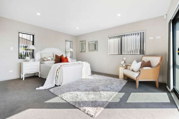 28 Arrowsmith Drive Clover Park_5