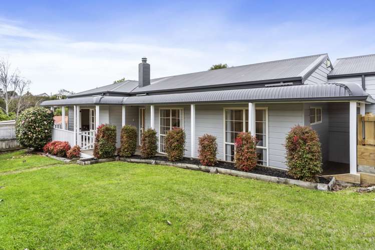 57 Gosford Drive Botany Downs_5