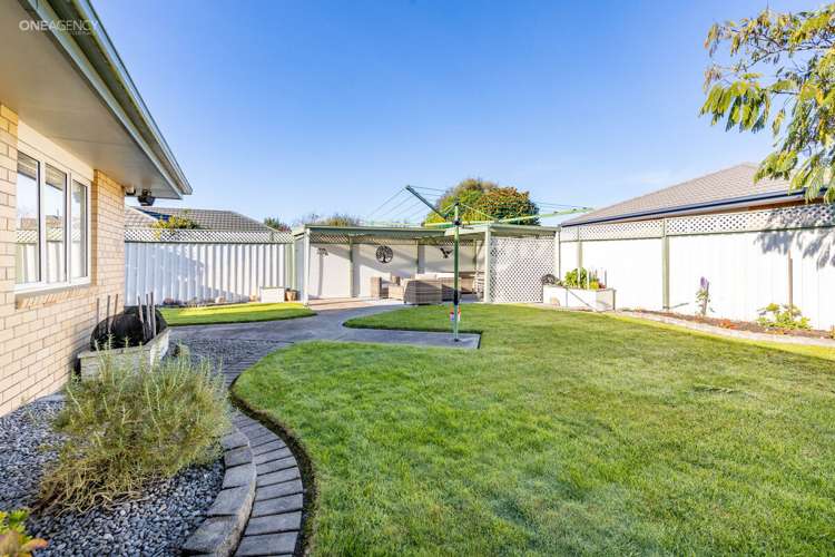 22 Paget Drive Woodend_25