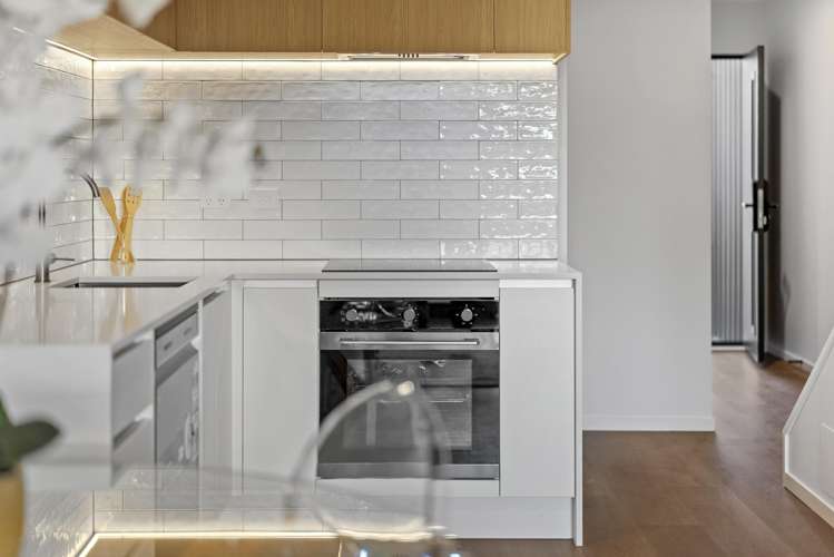 2/4 Glenburn Road Hobsonville_14