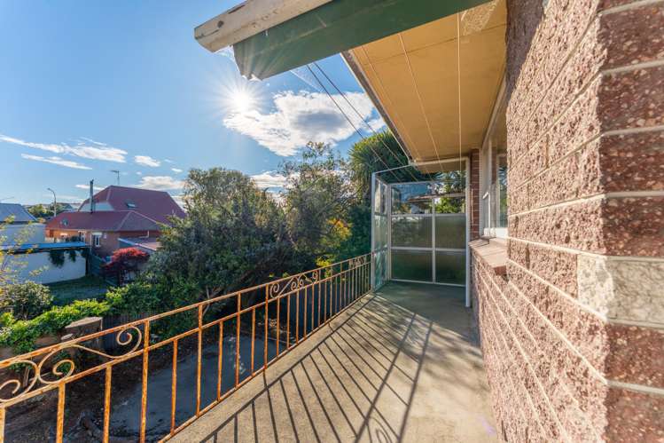 3 Hertnon Street West End_18