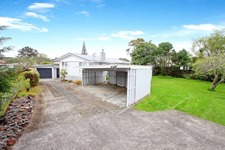 8 Maybelle Place Kelston_3