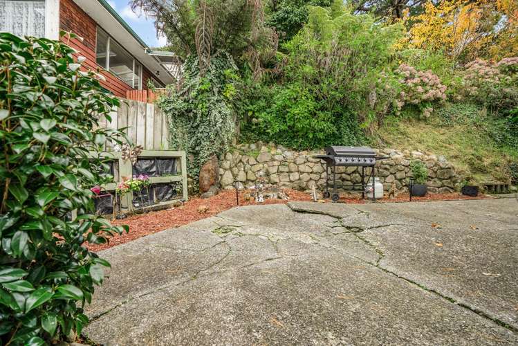 8 Harlow Grove Wainuiomata_15