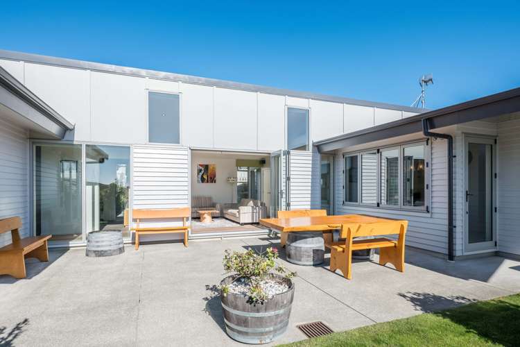 23 Ashwood Street Woodridge_12