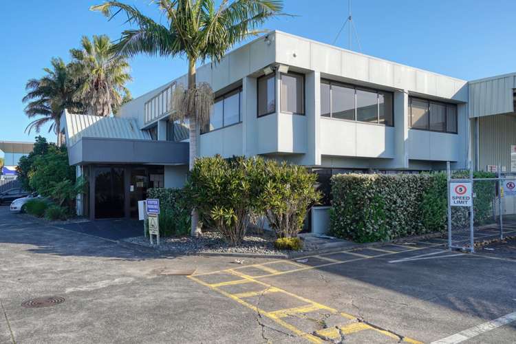 33 Richard Pearse Drive Mangere_11