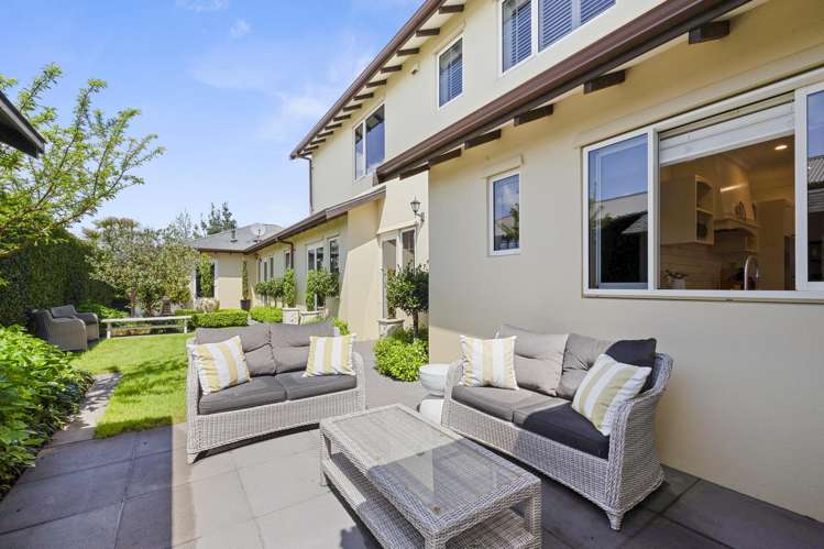 8B Sampson Avenue Waiwhakaiho_7