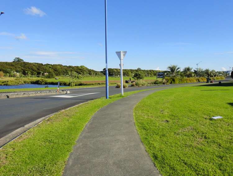 2 Rauiri Drive One Tree Point_2