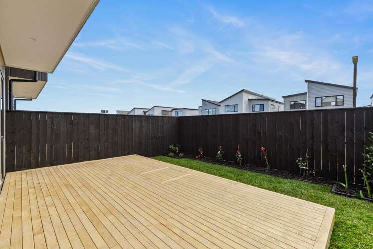 29 Wavecrest Lane Hobsonville_16