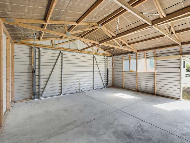 2 Goldie Street Pukehangi_21