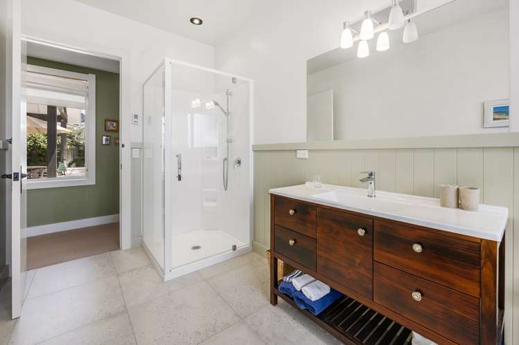 9 Pukeko Way Kinloch_18