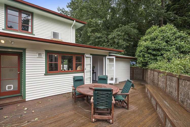 656 River Road Chartwell_15