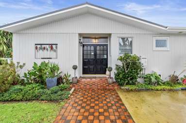 25a Riverside Road_3