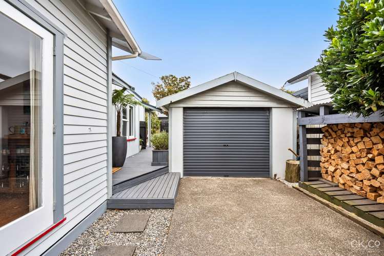 13 Plunket Avenue Petone_20