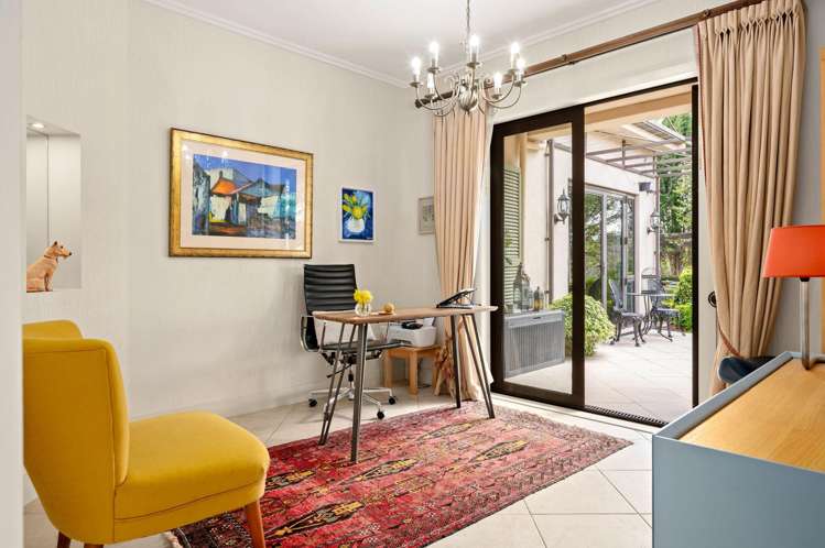 35 The Esplanade Huntington_23