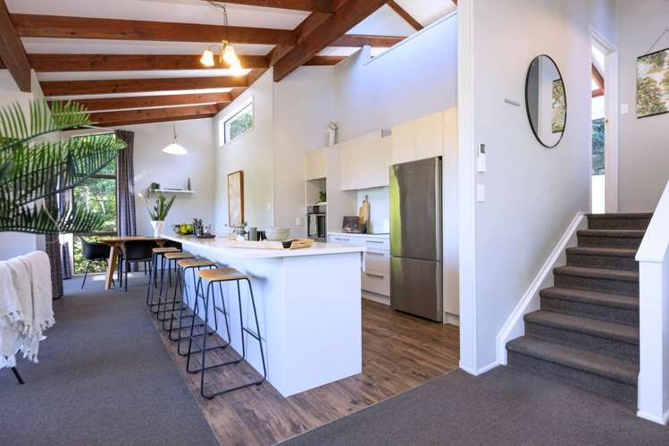 7 Ngaio Road Titirangi_9