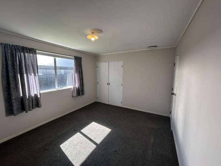 B/3 Emerald Place 1131_7