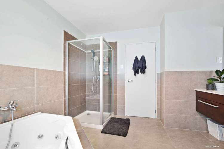 19 Miromiro Street Greenhithe_36