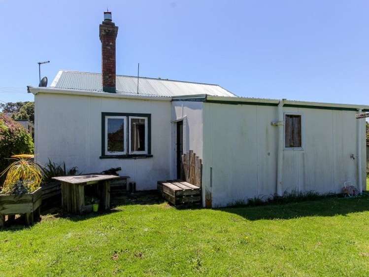 63 Queen Street Waitara_7