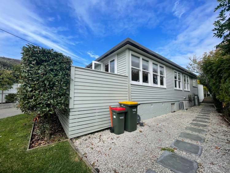 9 Tui Street Belmont_35