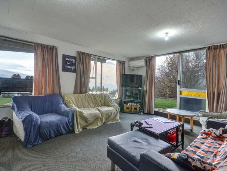 14 Lomond Crescent Queenstown_11