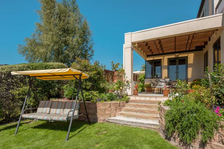 10 Ridgetop Rise Fairhall_24