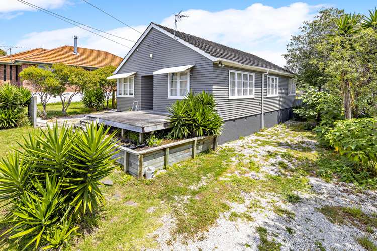 63 Court Crescent Panmure_6