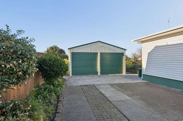 186 Russell Road Huntly_16