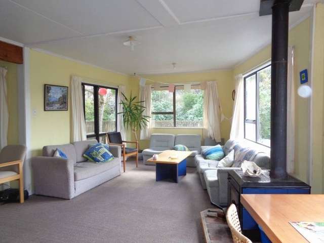 11 Guthrie Crescent Castlepoint_2