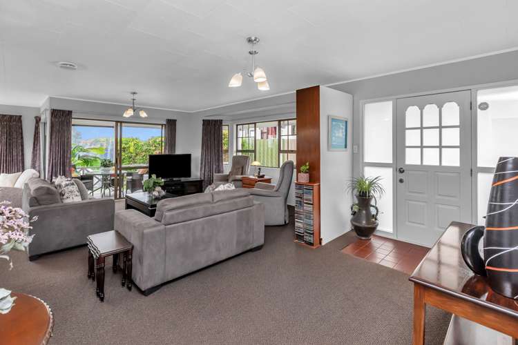 52 Eureka Place Parahaki_8