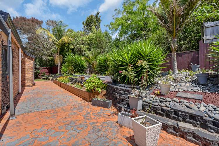 8 Chardonnay Rise Henderson_25