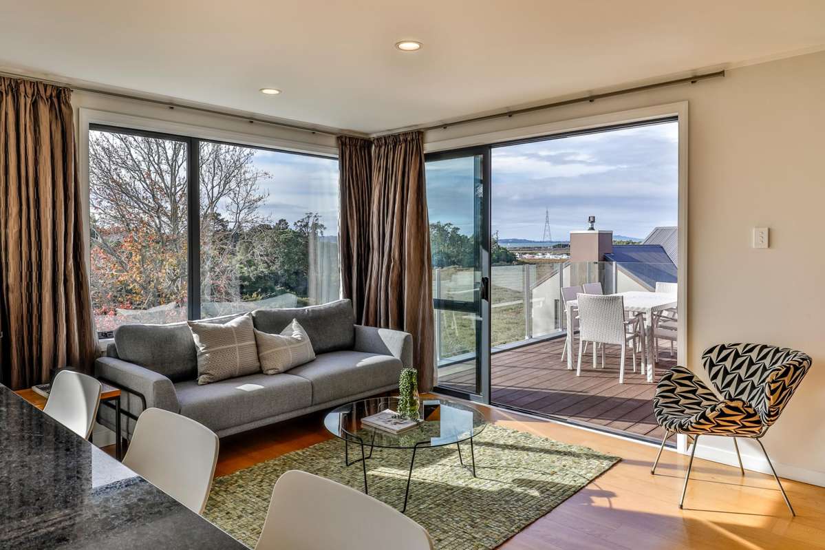 88 Tiroroa Avenue_5