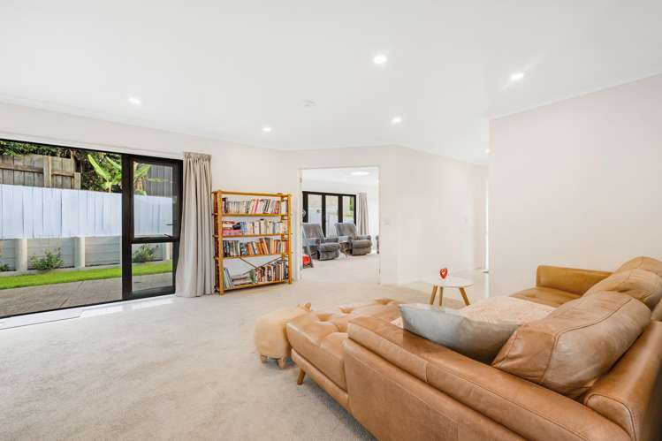 60 Saralee Drive Manurewa_10