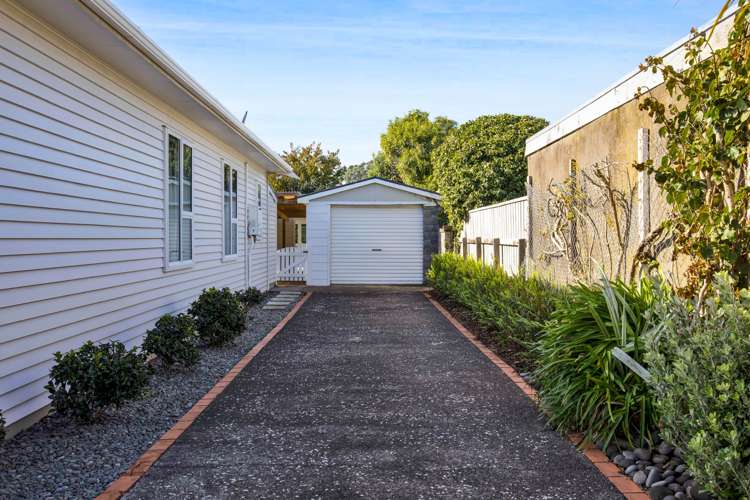 147 Ngamotu Road Spotswood_32