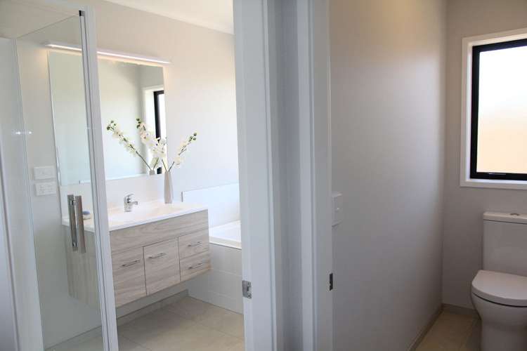 4 Cooke Farm Grove Waiwhakaiho_11