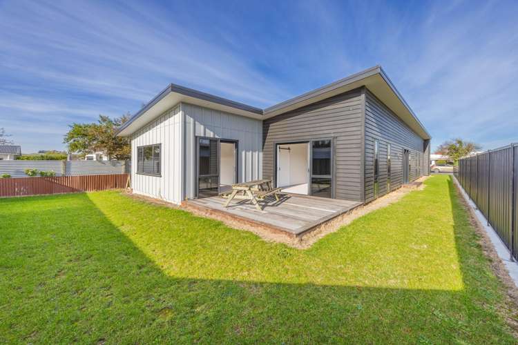 8 Holyrood Terrace Waipukurau_18