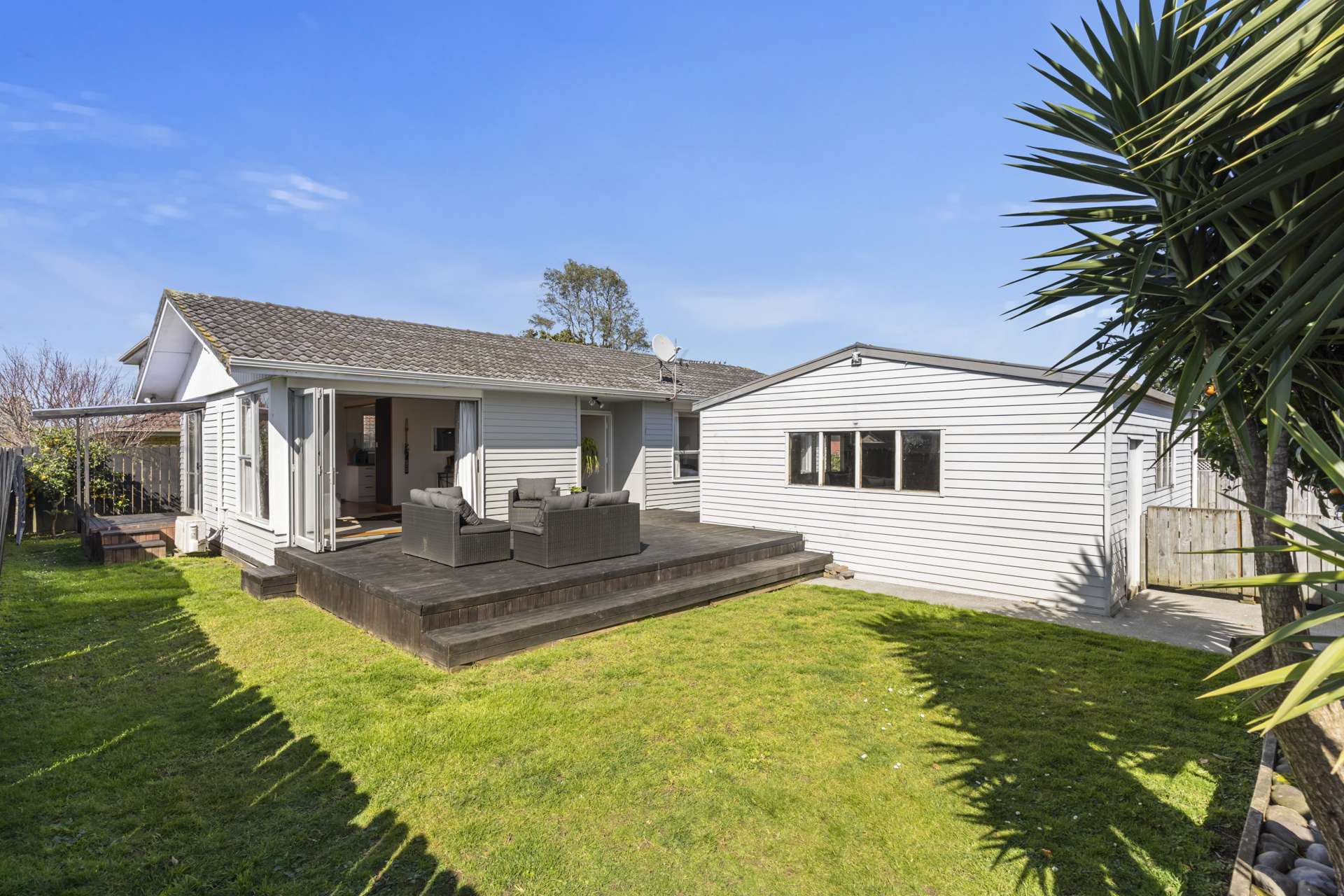 6 Archmillen Avenue Pakuranga Heights_0