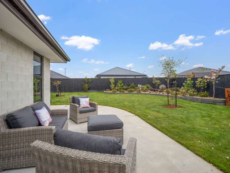 11 Florence Drive Lincoln_21