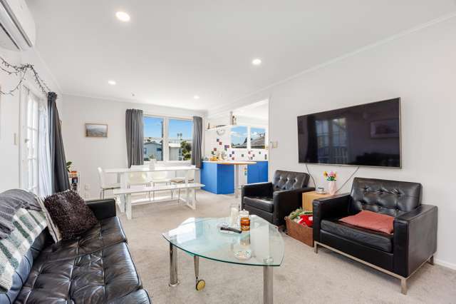 1/92 Commissariat Road Mt Wellington_3