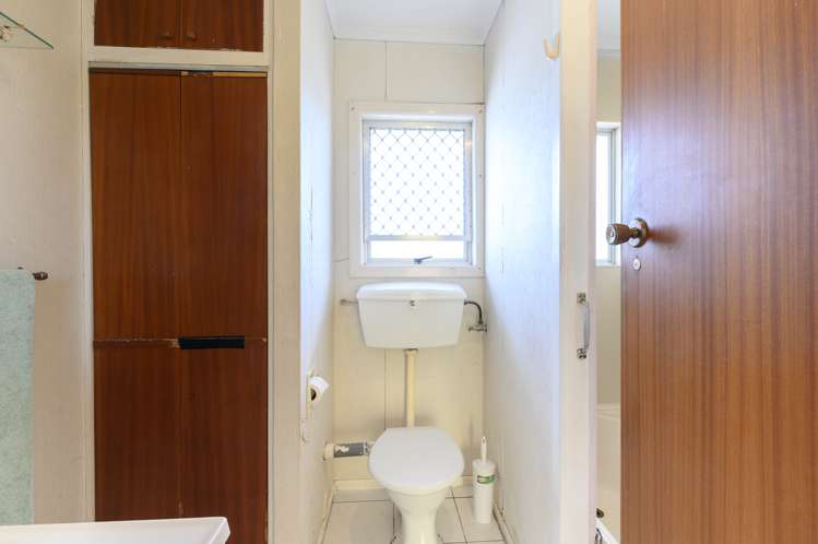 32 Vera Road Te Atatu South_28