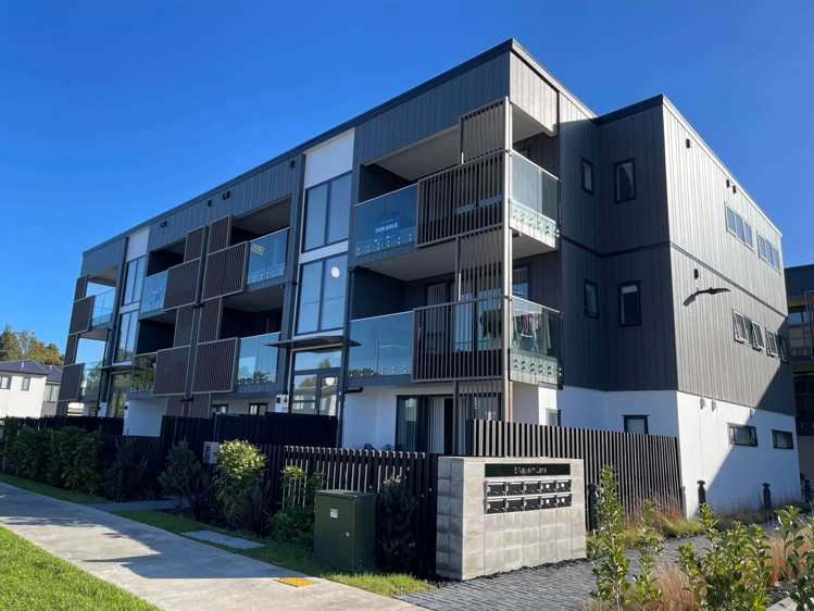 204/5 Dishys Road Flat Bush_0