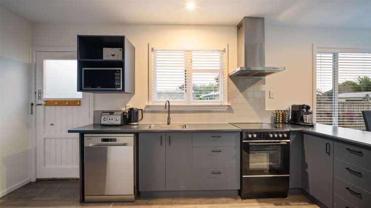 63 Blankney Street Hornby_15