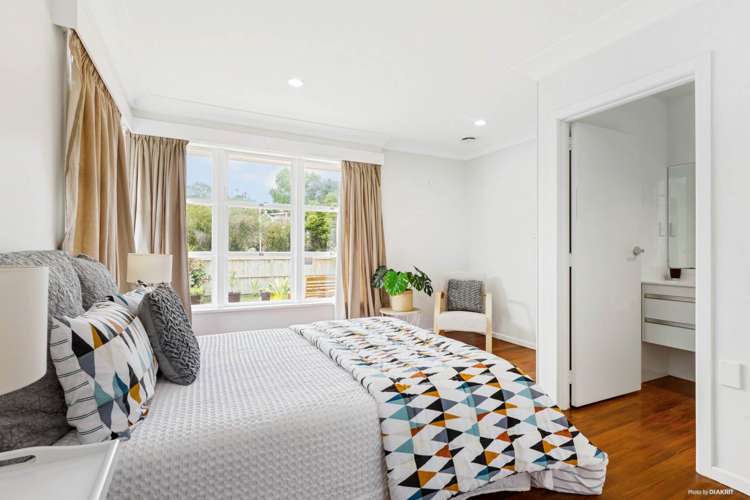 54 Olsen Avenue Hillsborough_4