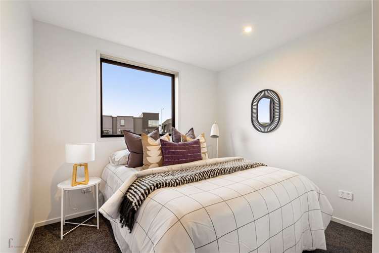 68 Glidepath Road Hobsonville_13